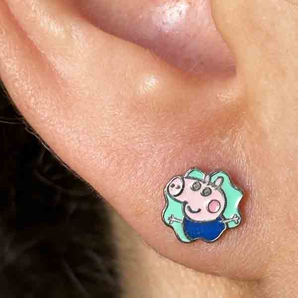Como quedan puestos oreja Pendientes George Pig hermano Peppa pig en plata hipoalergénica. Perfectos para niñas Peppa Pig. Regalos originales